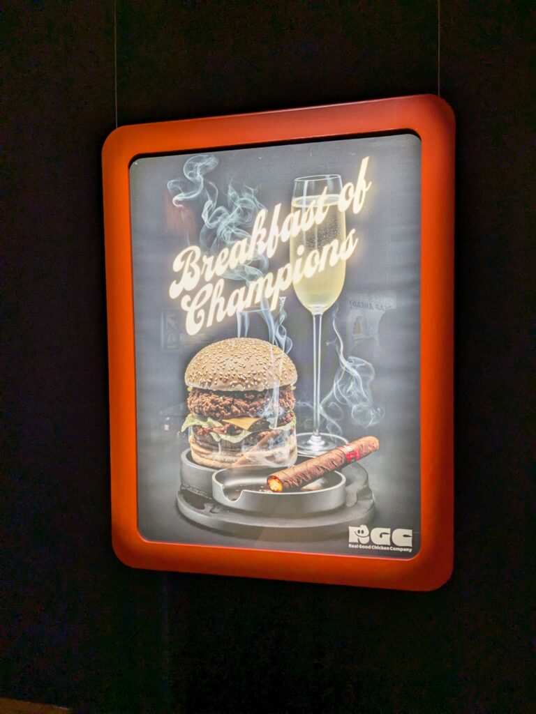 PXL_20250903_105929041.RAW-01.COVER