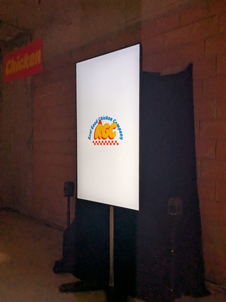 PXL_20250906_092805253.RAW-01.COVER